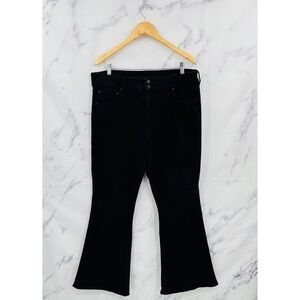 P036 American Eagle Next Level Stretch High Rise Artist Flare Jeans